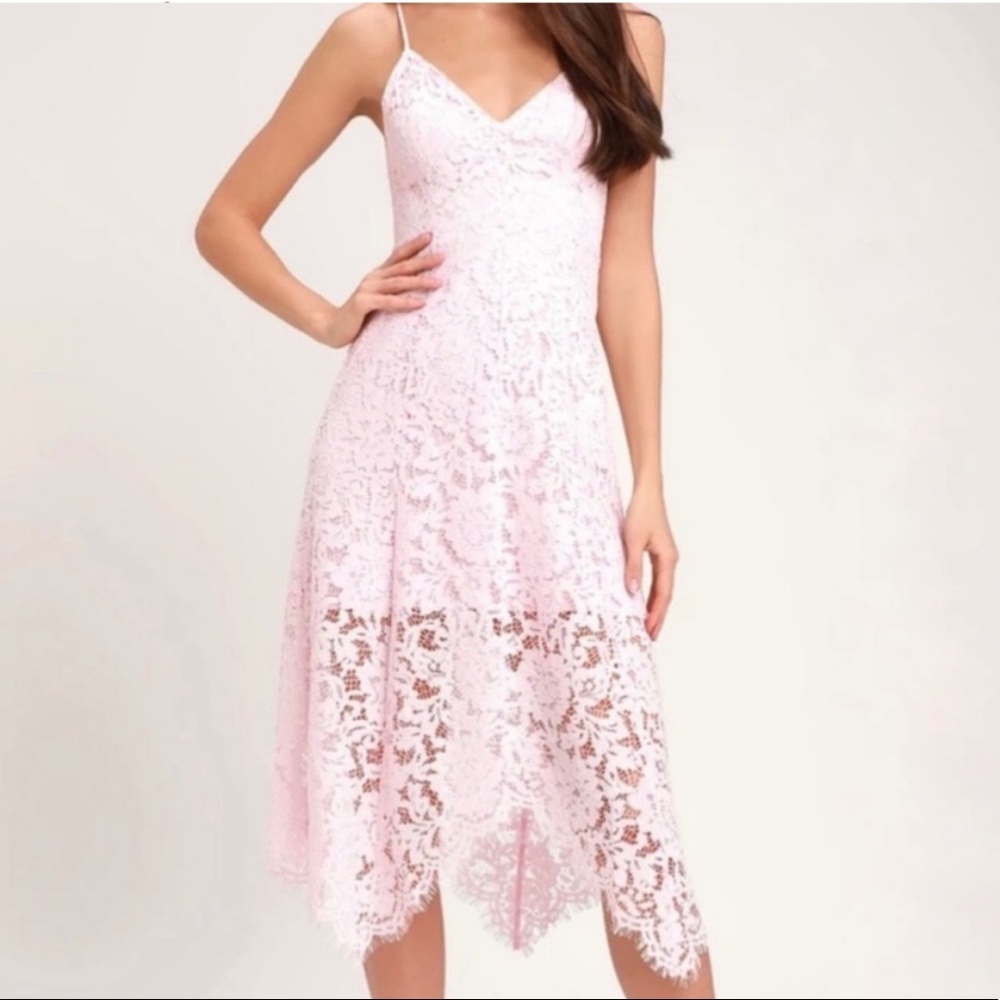 NWOT Lulu’s PINK Lace Midi - Size S